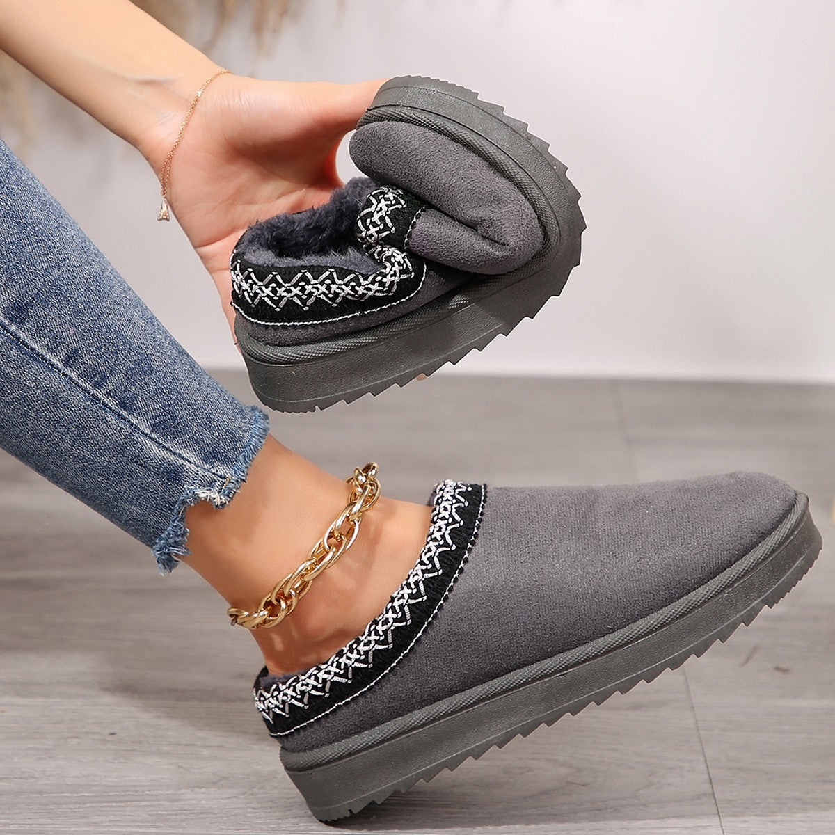Lace Ethnic Style Snow Boots