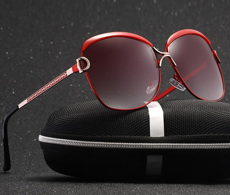 Oversize Fashionable Mental Sunglasses