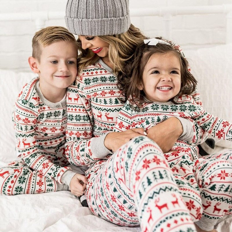 Christmas Family Matching Sleepwear Pajamas Sets White Deers Trees Printing Top and Pants 2