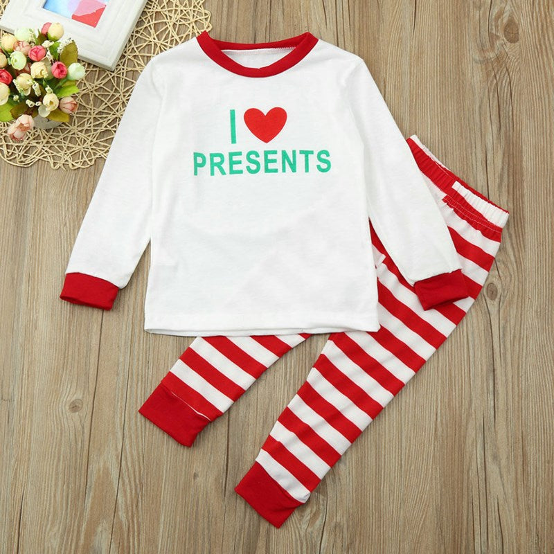 Christmas Family Matching Sleepwear Pajamas Sets Christmas Slogan Heart Love Top and Stripe Pants 10
