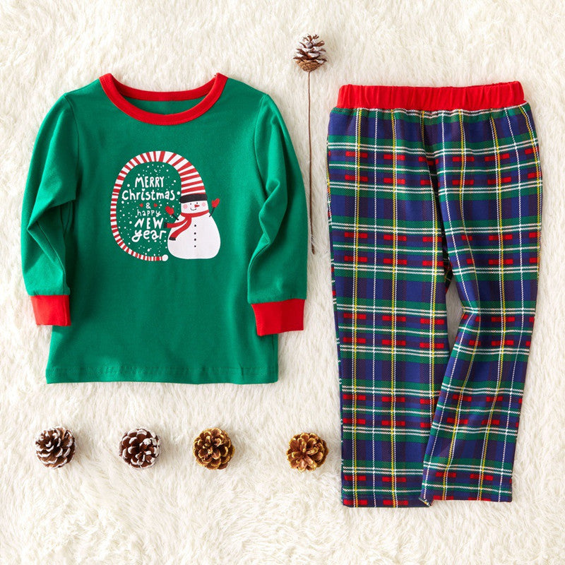 Christmas Family Matching Sleepwear Pajamas Sets Green Slogan Top and Navy Plaids Pants 6